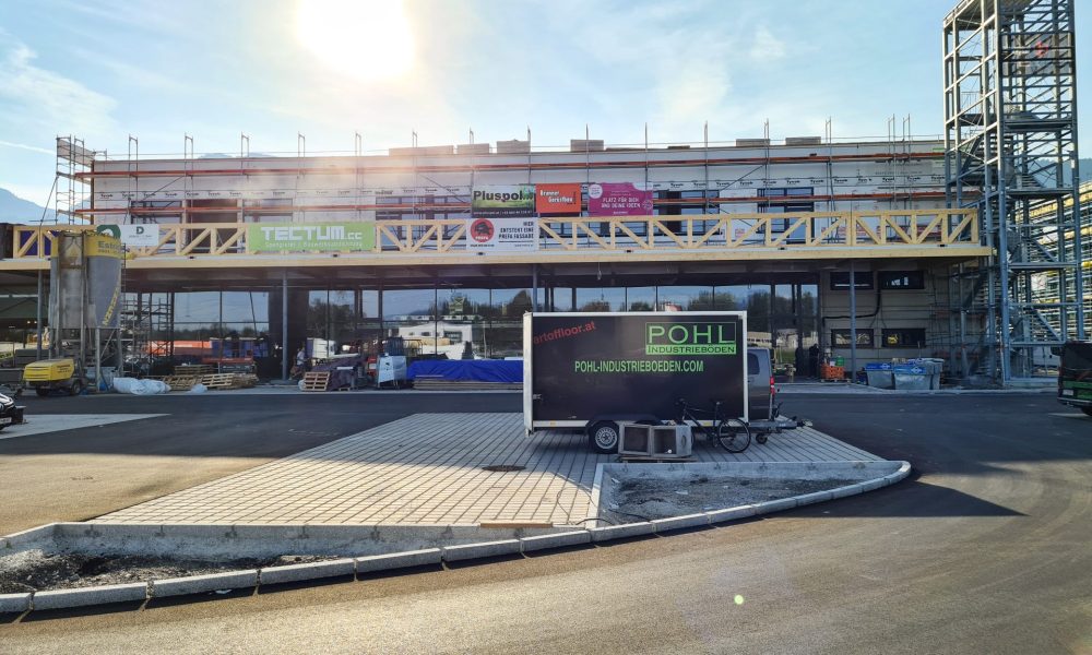 Bild der Baustelle und aktueller Baustand der Emspark Erweiterung in Hohenems